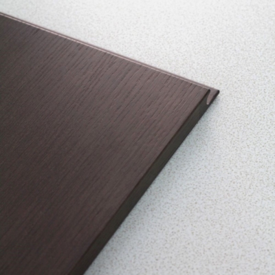 Veneer Groove-ovi tumma puu