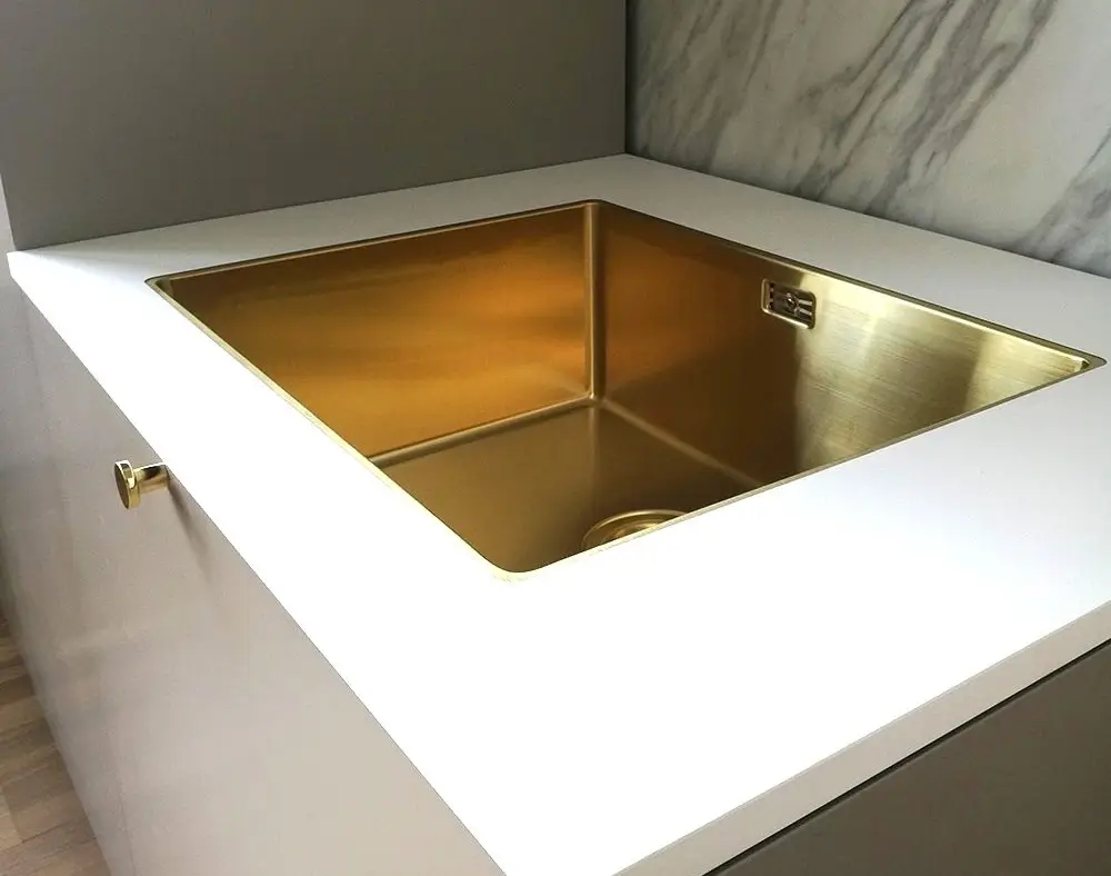 huullettu allas laminaattitaso