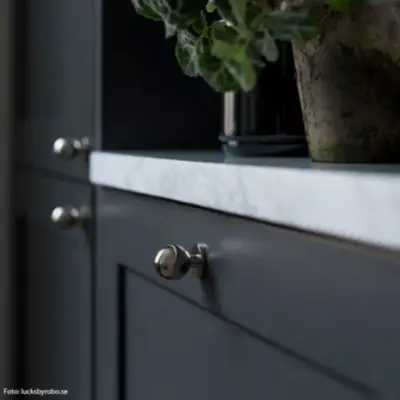 Nuppivedin Solliden, nikkeli